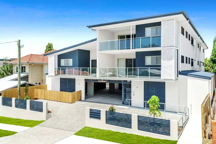 2/17 Dowar Street, Coorparoo QLD 4151