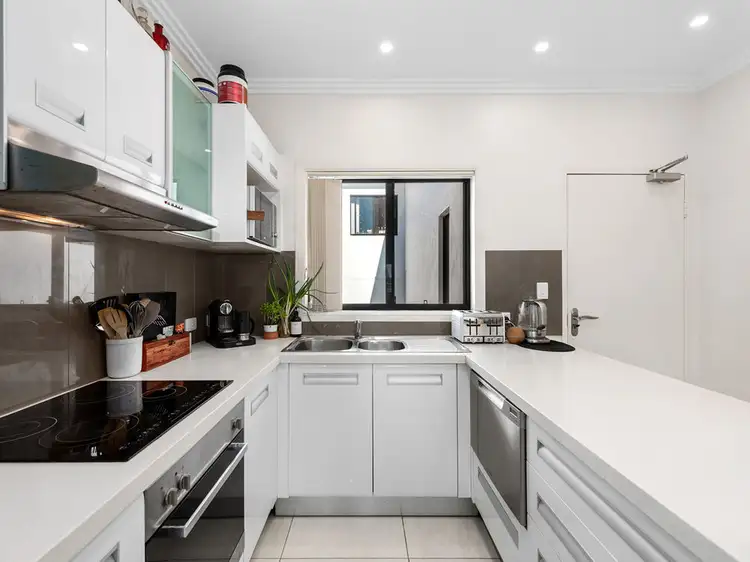 Fourth view of Homely unit listing, 4/58 Moore Street, Morningside QLD 4170