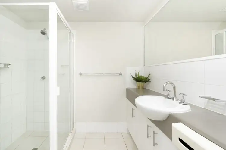 Sixth view of Homely unit listing, 33/49 Russell Street, South Brisbane QLD 4101