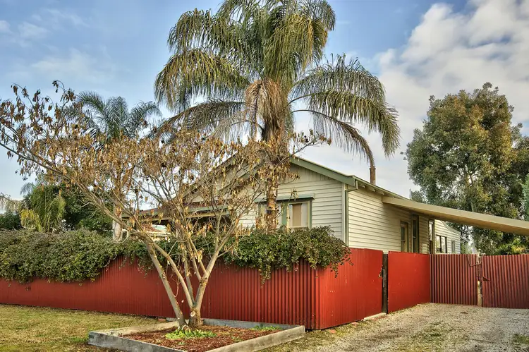 498 Henry Street, Deniliquin NSW 2710