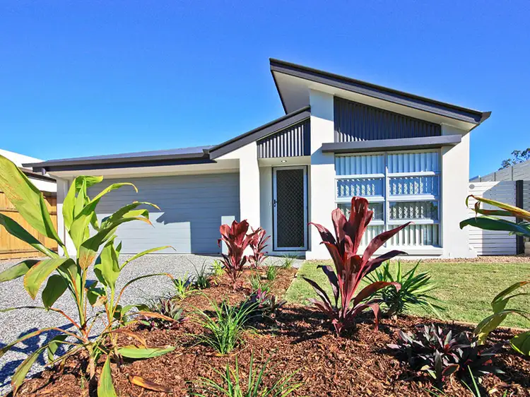 32 Worchester Crescent, Wakerley QLD 4154
