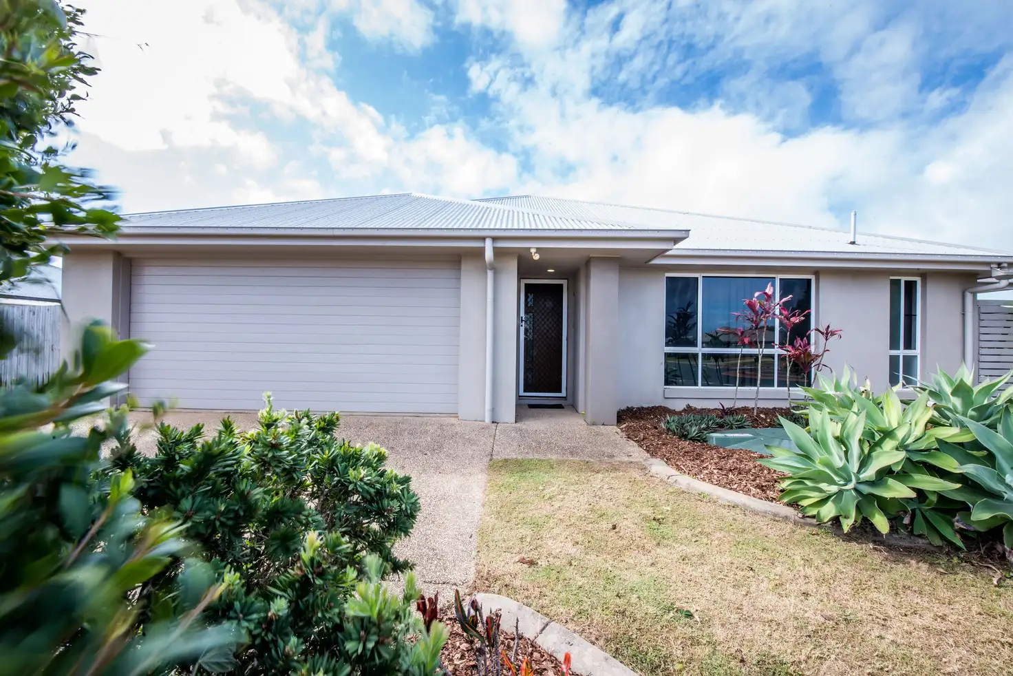 Main view of Homely semi-detached listing, 1/1 Hyams Way, Blacks Beach QLD 4740