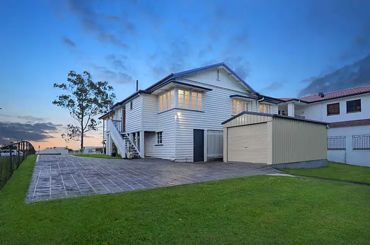 37 Oateson Skyline Dr, Seven Hills QLD 4170