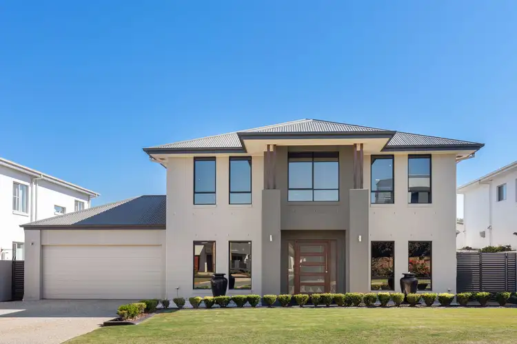 101 Ridgeview Street, Carindale QLD 4152