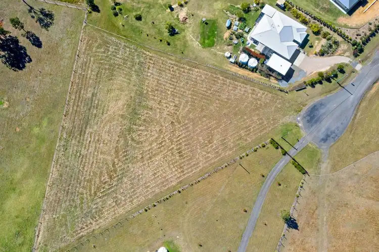 26 McMurtrie Road, Chatsworth QLD 4570