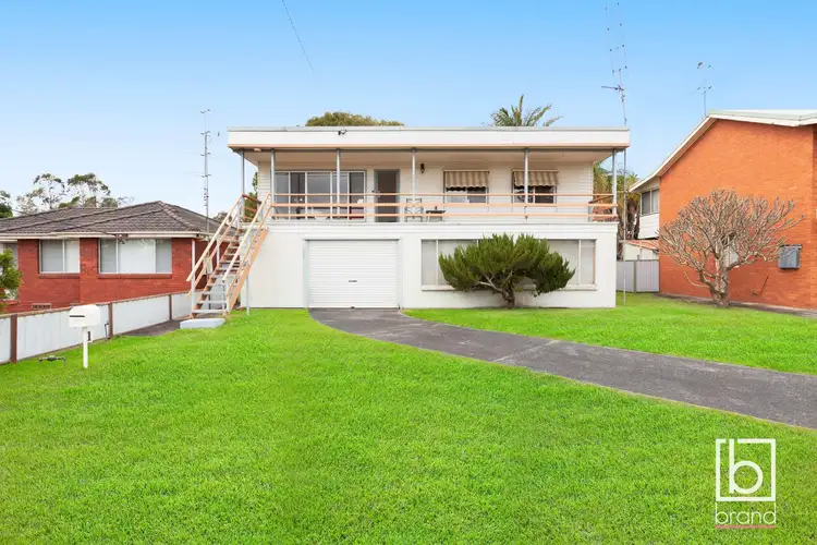 1 Read Street, Canton Beach NSW 2263