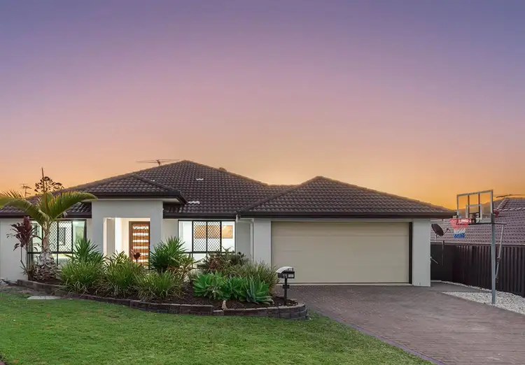 11 Manor Crescent, Wakerley QLD 4154