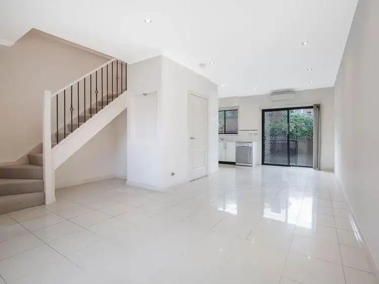 Third view of Homely townhouse listing, 9/509-511 Wentworth Avenue, Toongabbie NSW 2146