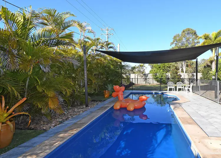 Second view of Homely house listing, 25 Walkers Road, Urangan QLD 4655