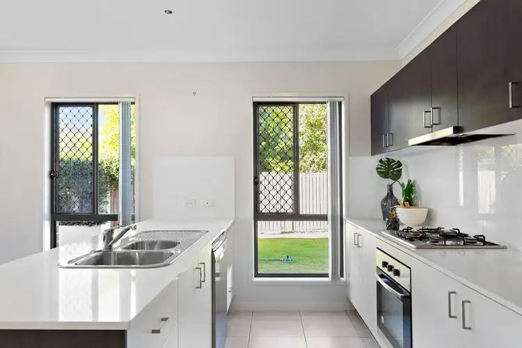 Sixth view of Homely house listing, 2 Rise Circuit, Pacific Pines QLD 4211