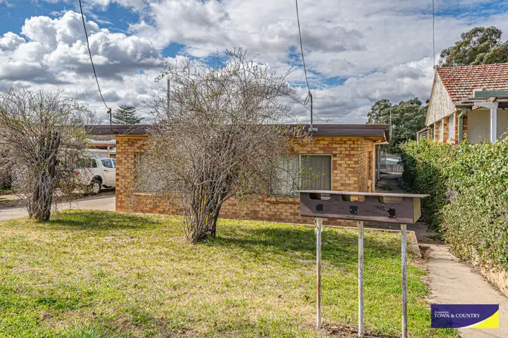 Second view of Homely semi-detached listing, 17 Rockvale Road, Armidale NSW 2350
