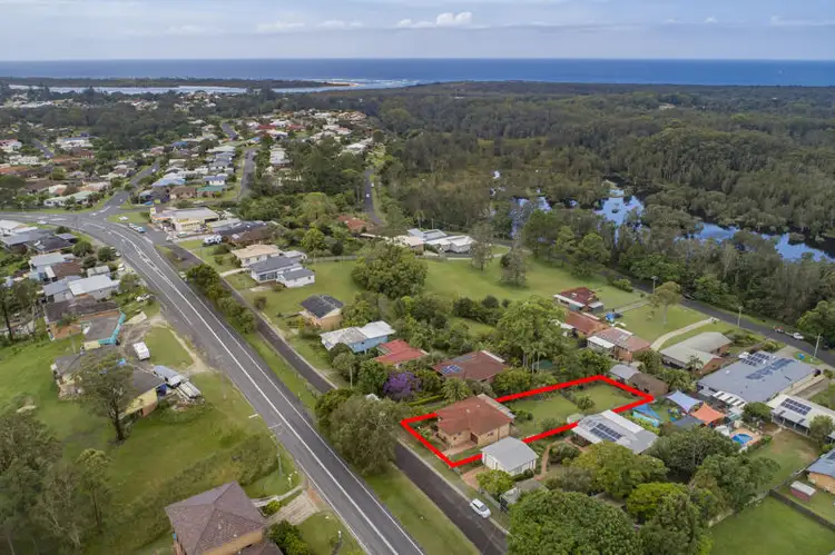 4148 Giinagay Way, Urunga NSW 2455