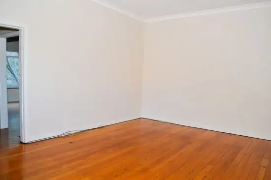 Third view of Homely apartment listing, 15/2 Waratah Street, Elizabeth Bay NSW 2011