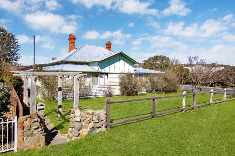 100 Bulwer Street, Tenterfield NSW 2372