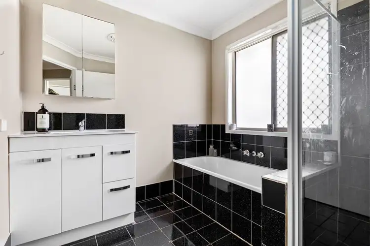 Sixth view of Homely house listing, 10 Viewbank Court, Beenleigh QLD 4207