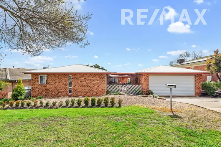 17 Brooklyn Drive, Bourkelands NSW 2650