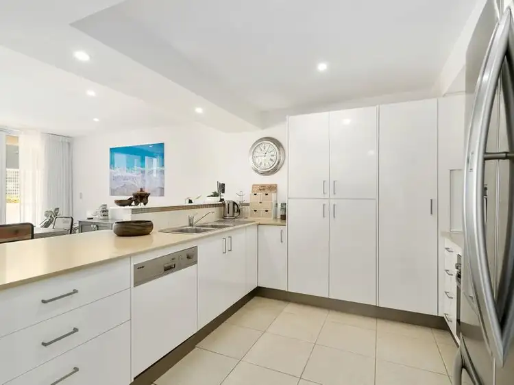Sixth view of Homely unit listing, 2/5 Lilla Street, Woody Point QLD 4019