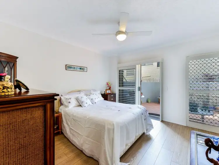 Sixth view of Homely unit listing, 2/42 Oyster Point Esplanade, Scarborough QLD 4020