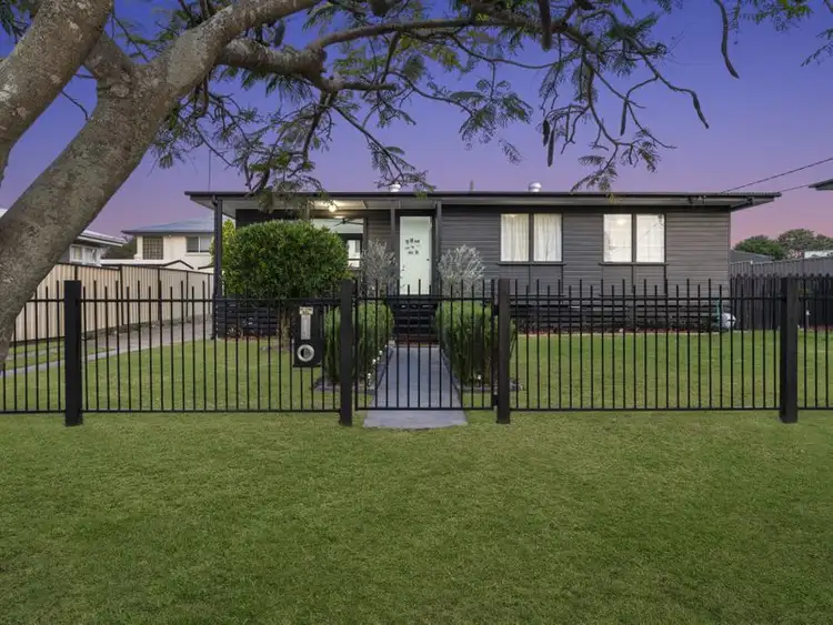 3 Houghton Avenue, Redcliffe QLD 4020