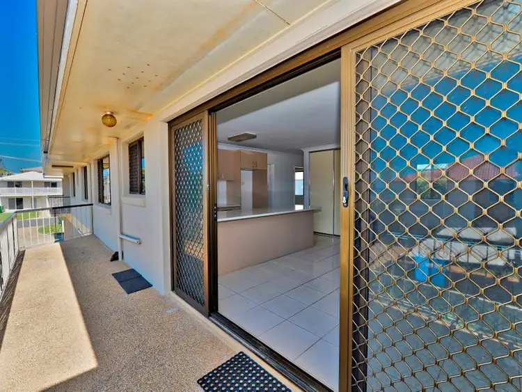 Sixth view of Homely unit listing, 4/2 Osbourne Street, Scarborough QLD 4020
