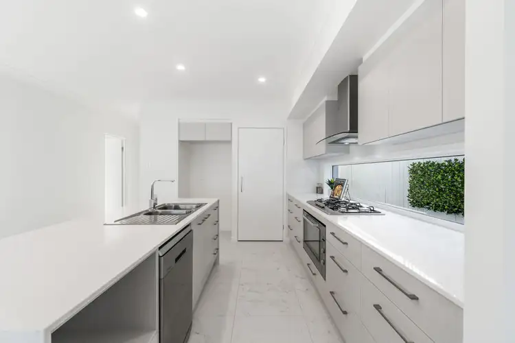 Sixth view of Homely house listing, 42 Parkview Avenue, Wynnum QLD 4178