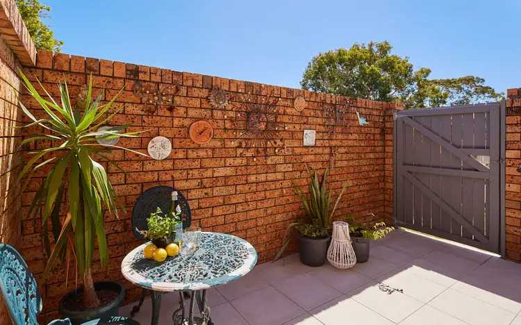 98/170 Bardon Ave, Burleigh Waters QLD 4220