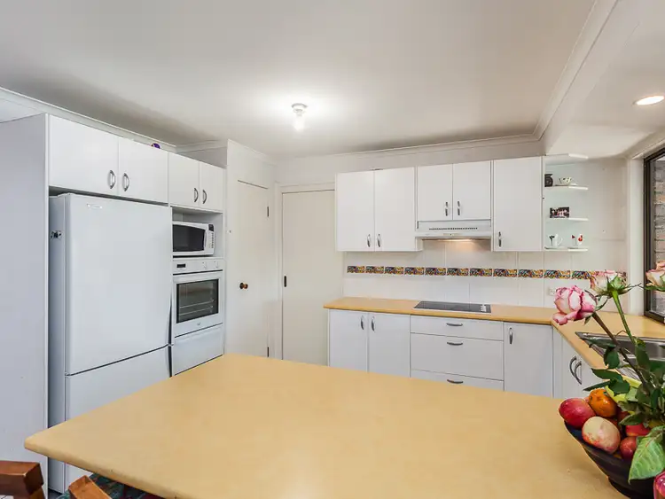 Fifth view of Homely house listing, 8 Buscall Court, Sinnamon Park QLD 4073