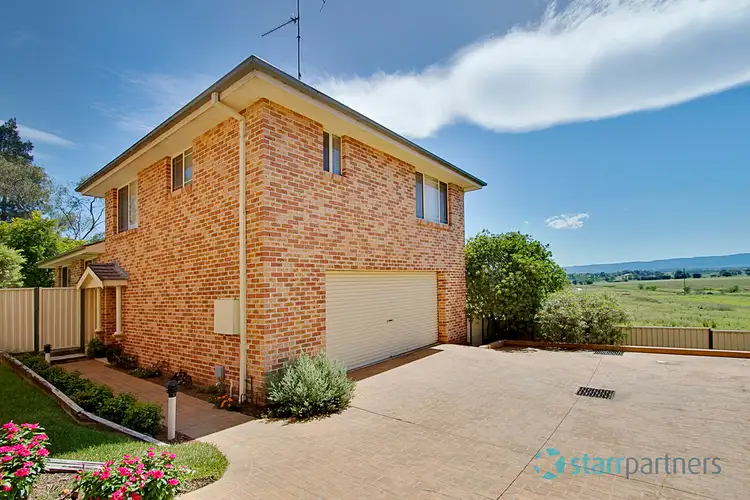 4/3 Evans Crescent, Richmond NSW 2753