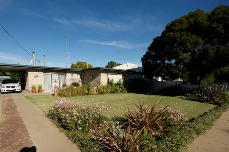 248 Finley Road, Deniliquin NSW 2710