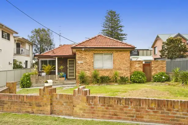 19 Allard Street, Redhead NSW 2290