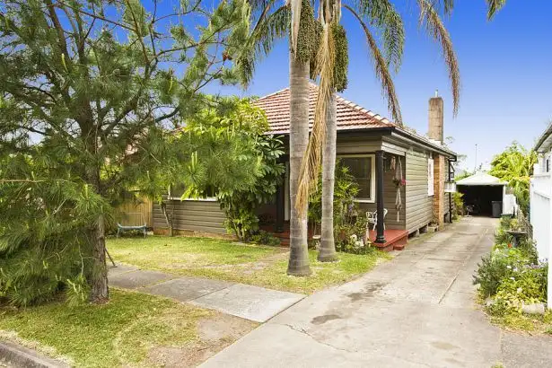 117 Barton St, Mayfield NSW 2304