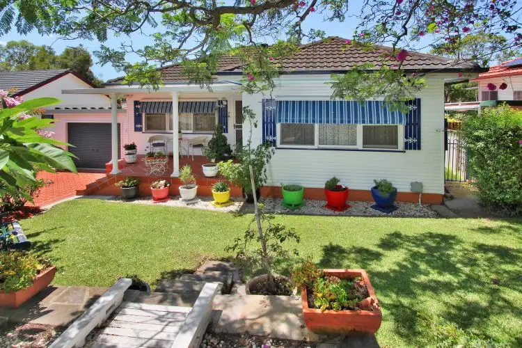 7 Dina Beth Avenue, Blacktown NSW 2148