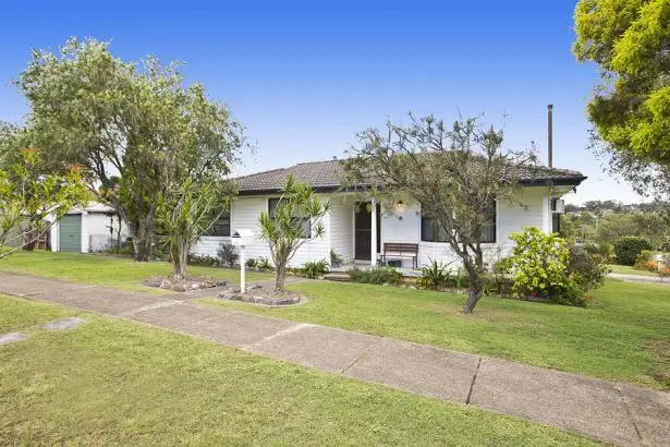 Main view of Homely house listing, 8 Holywell Avenue, Maryland NSW 2287