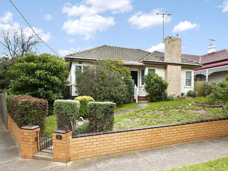 16 Waxman Parade, Brunswick West VIC 3055