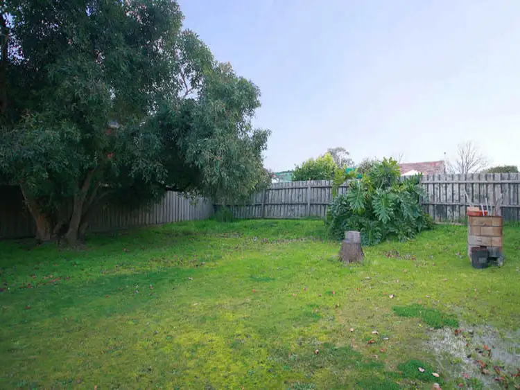 Second view of Homely house listing, 5 Ashdale Court, Springvale VIC 3171