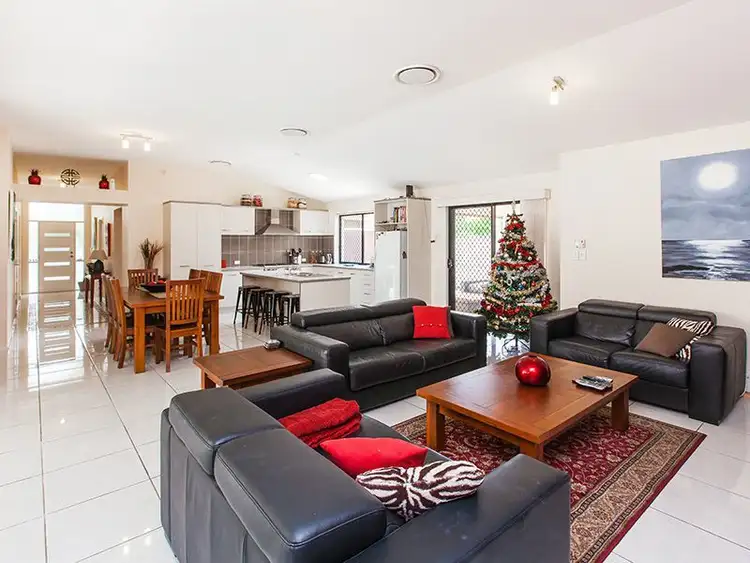 Second view of Homely house listing, 32 Trevi Close, Eight Mile Plains QLD 4113