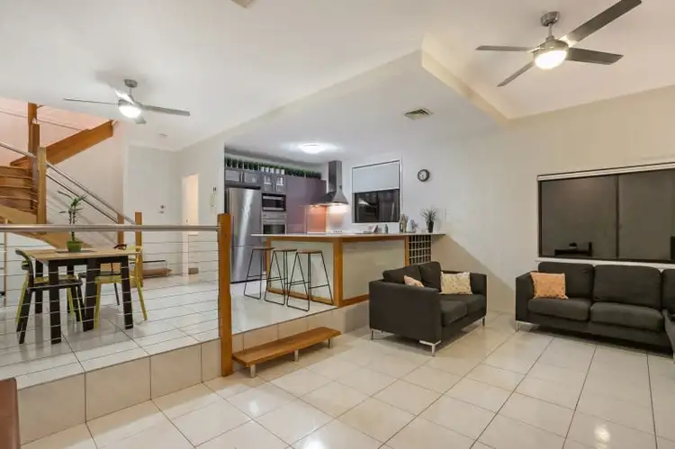 2/36 Macdonnell Street, Toowong QLD 4066