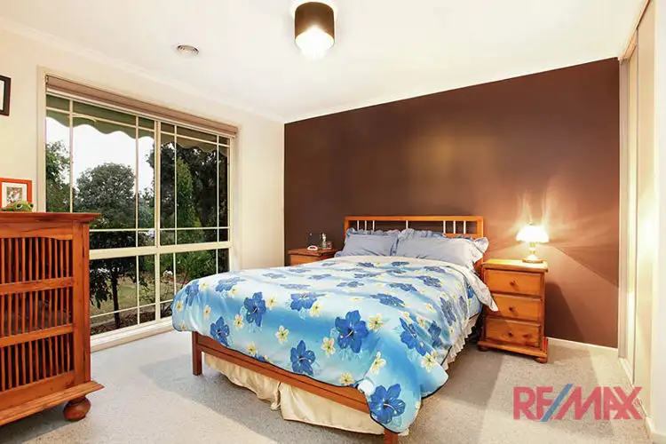 Sixth view of Homely house listing, 4 Dowd Court, Pakenham VIC 3810