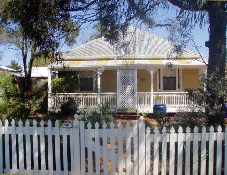 210 Perth Street, South Toowoomba QLD 4350