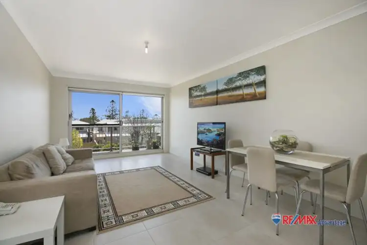 Second view of Homely unit listing, 4/15 Charlotte St, Wynnum QLD 4178