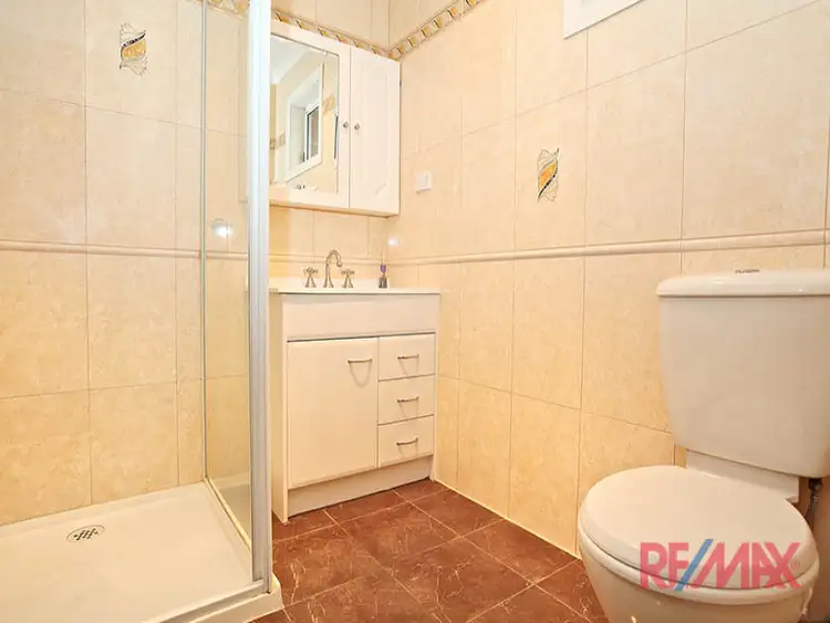 Sixth view of Homely house listing, 9 Aaran Close, Endeavour Hills VIC 3802