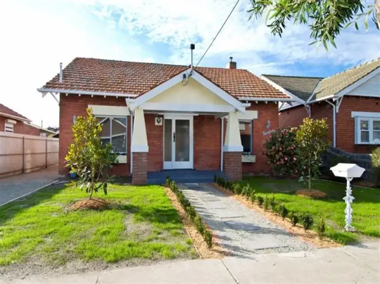 14 Huntington Grove, Coburg VIC 3058