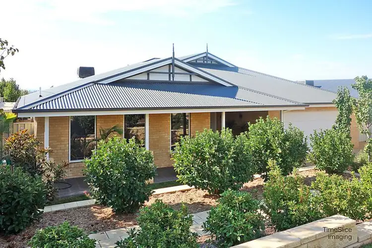 13 Marylands Way, Bourkelands NSW 2650