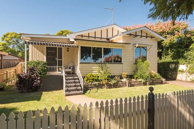 18 Louisa Street, South Toowoomba QLD 4350