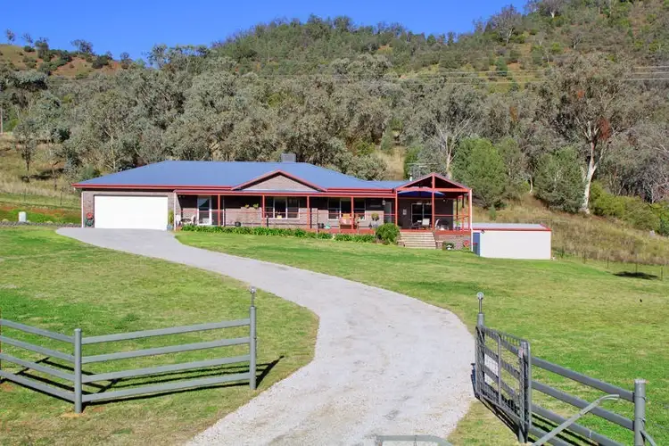 187 Catherine Way, Tamworth NSW 2340