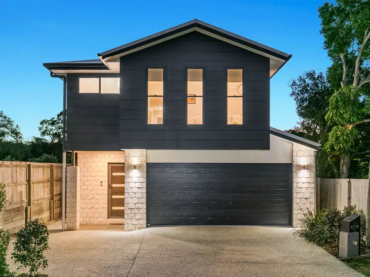 223 Whites Road, Lota QLD 4179