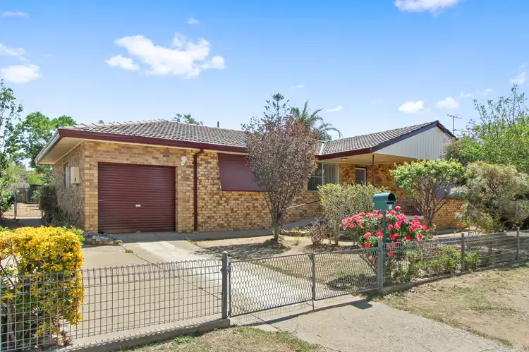 Main view of Homely house listing, 52 Oak Street, Tamworth NSW 2340