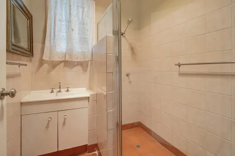 Fifth view of Homely house listing, 8 Hillvue Road, South Tamworth NSW 2340