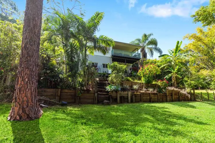 7 Louise Lane, Nambour QLD 4560