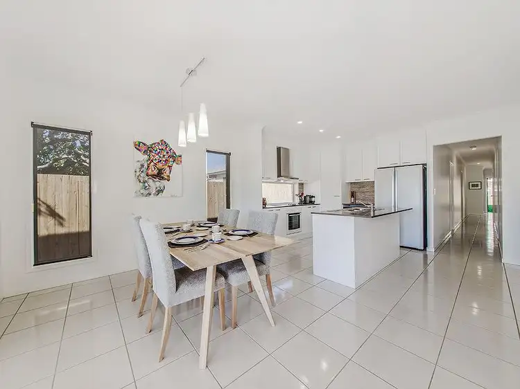 Fifth view of Homely house listing, 27 Boxgrove Ave, Wynnum QLD 4178